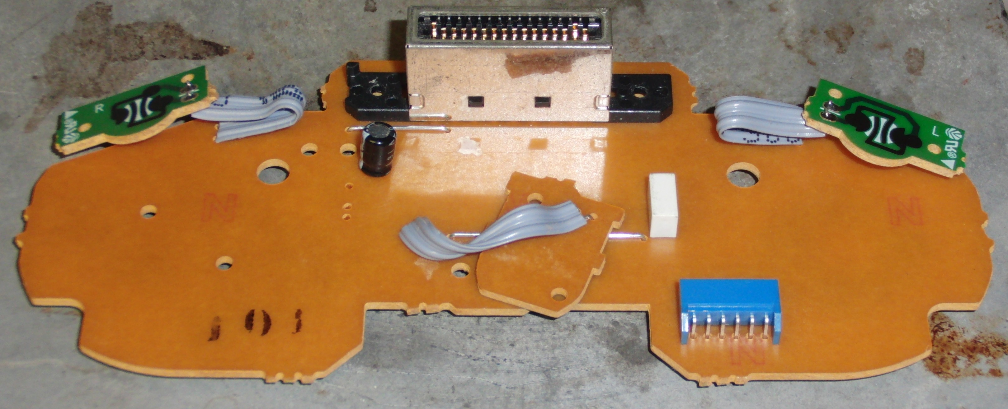 pcb_bottom.jpg pcb_bottom.jpg