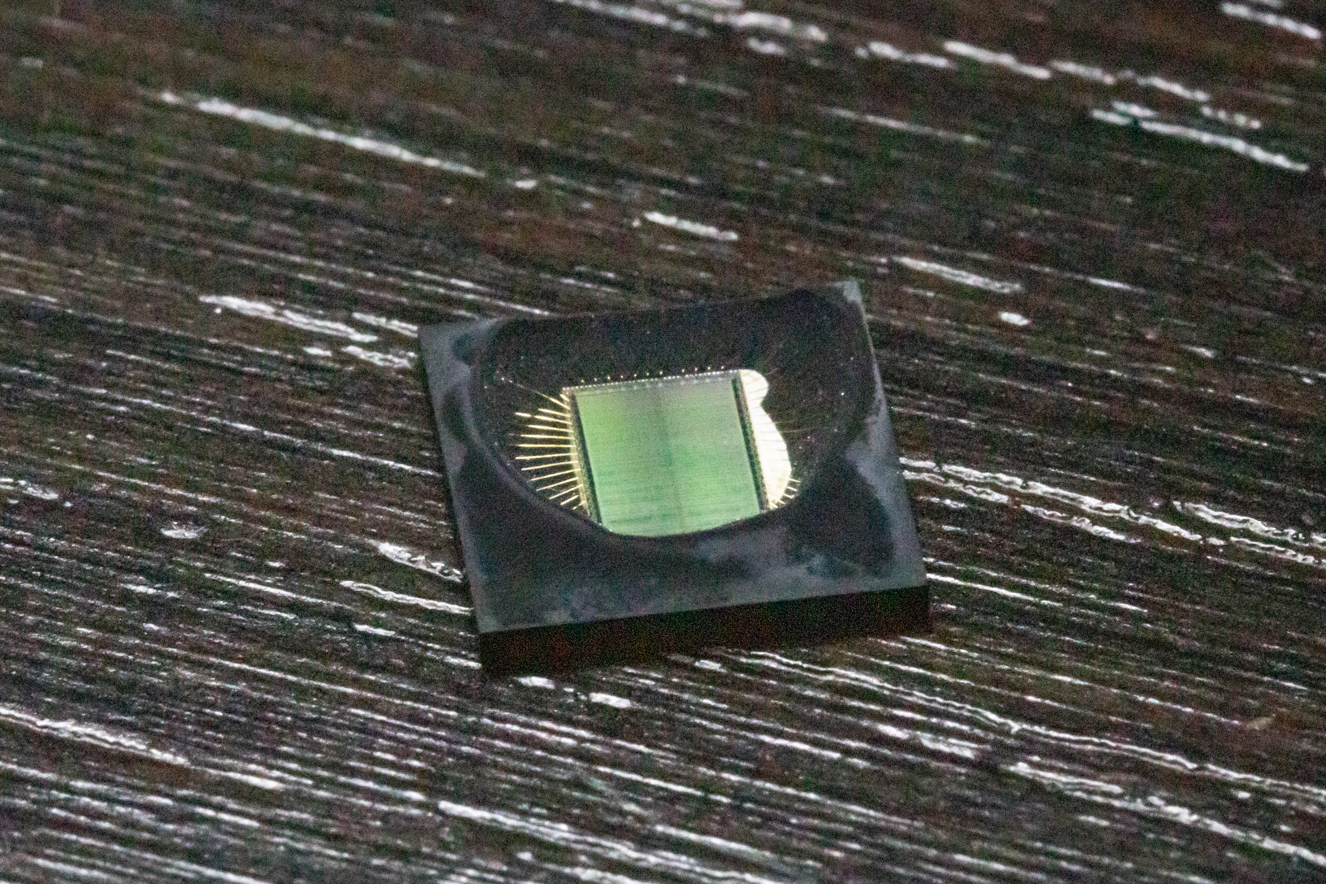 partial_opening.jpg partial_opening.jpg