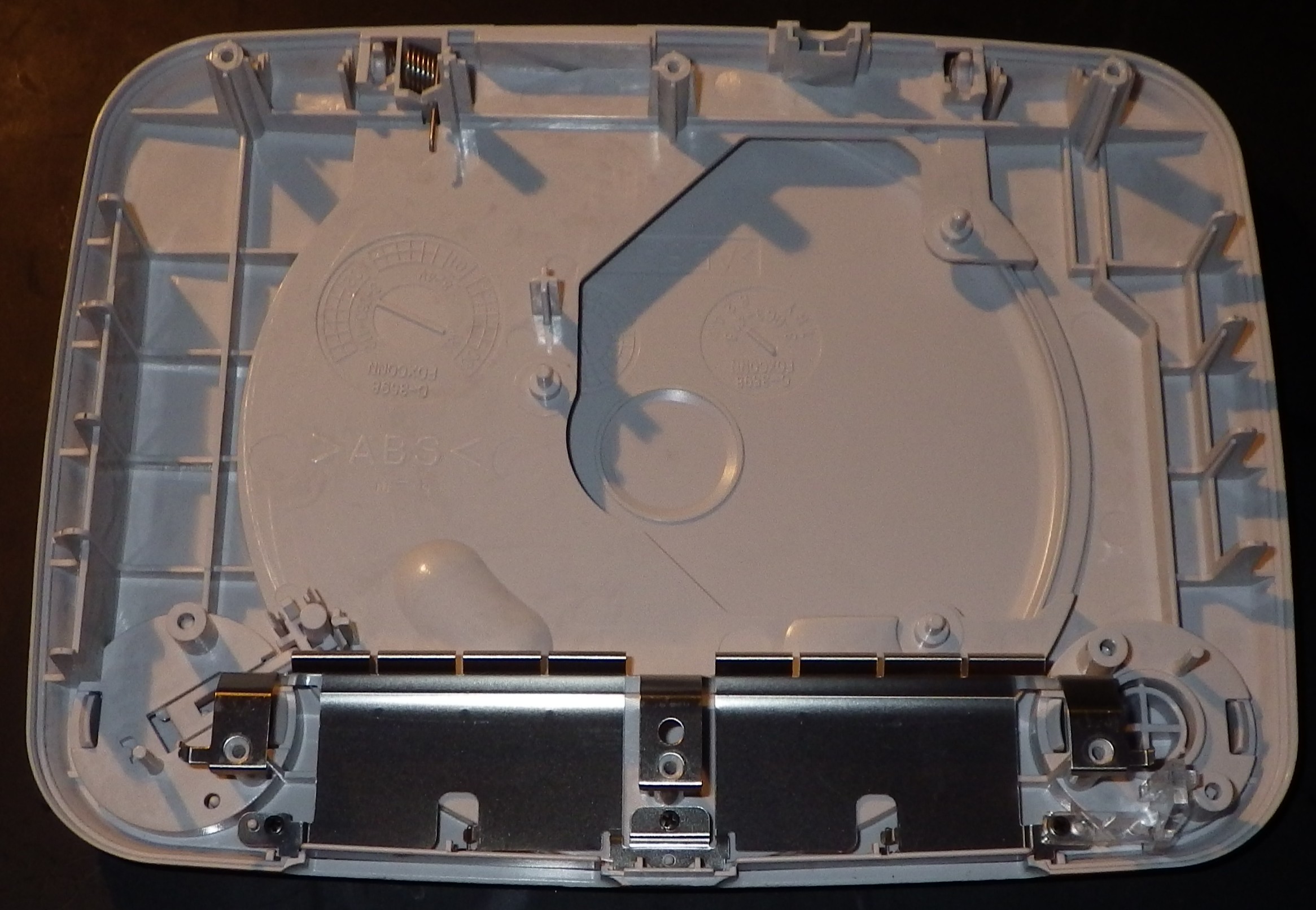 int_bot.jpg int_bot.jpg