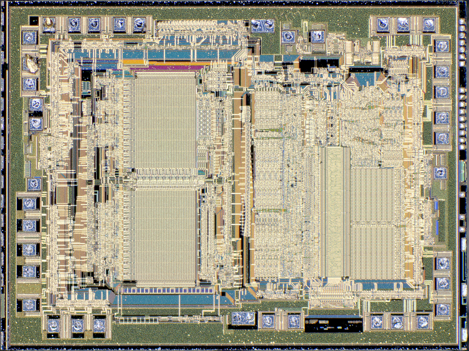 ASCII Kolor stitching | 4 pictures | Size: 5112 x 3906 | Lens: Standard | RMS:... ASCII Kolor stitching | 4 pictures | Size: 5112 x 3906 | Lens: Standard | RMS:...