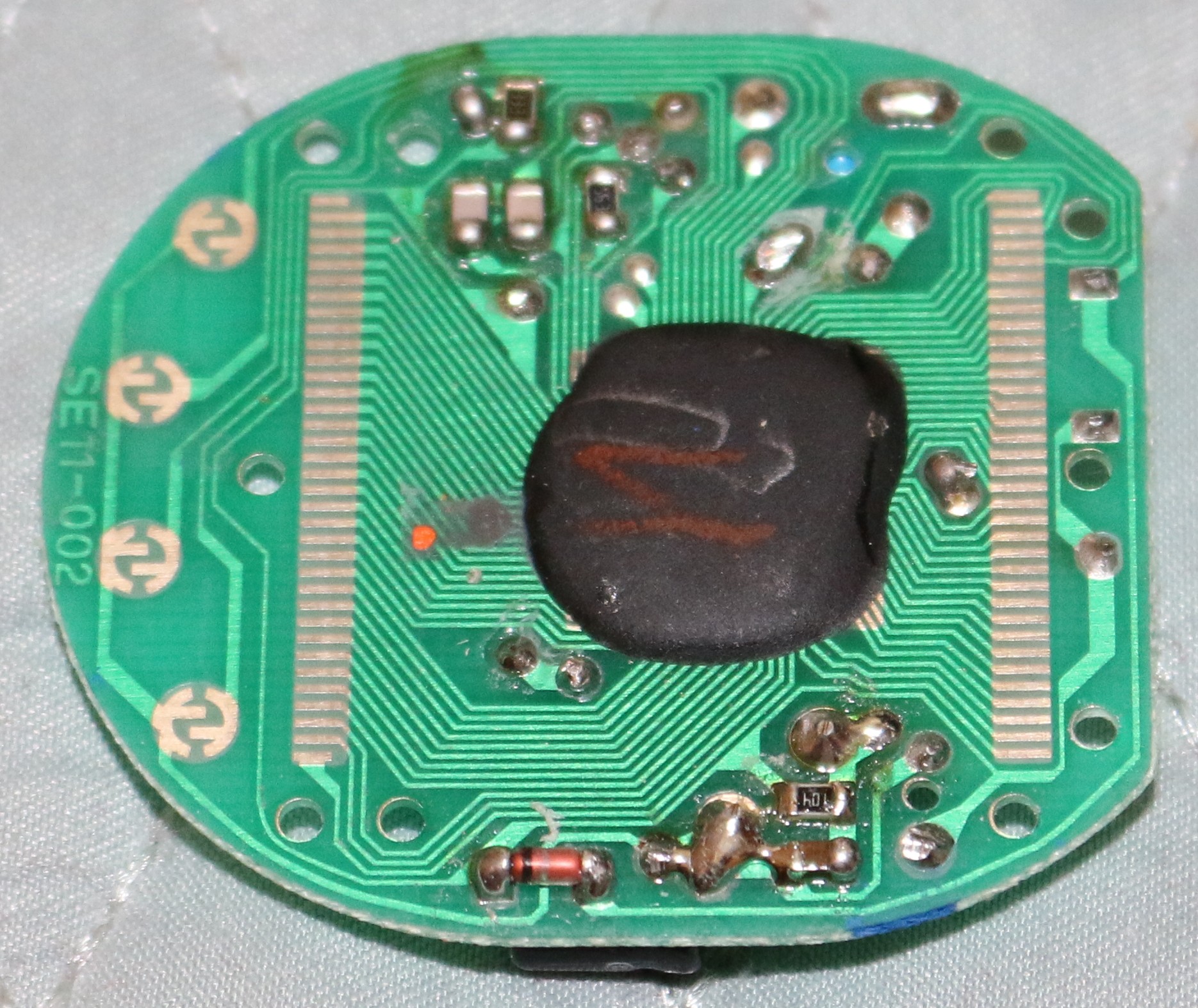 pcb_top.jpg pcb_top.jpg