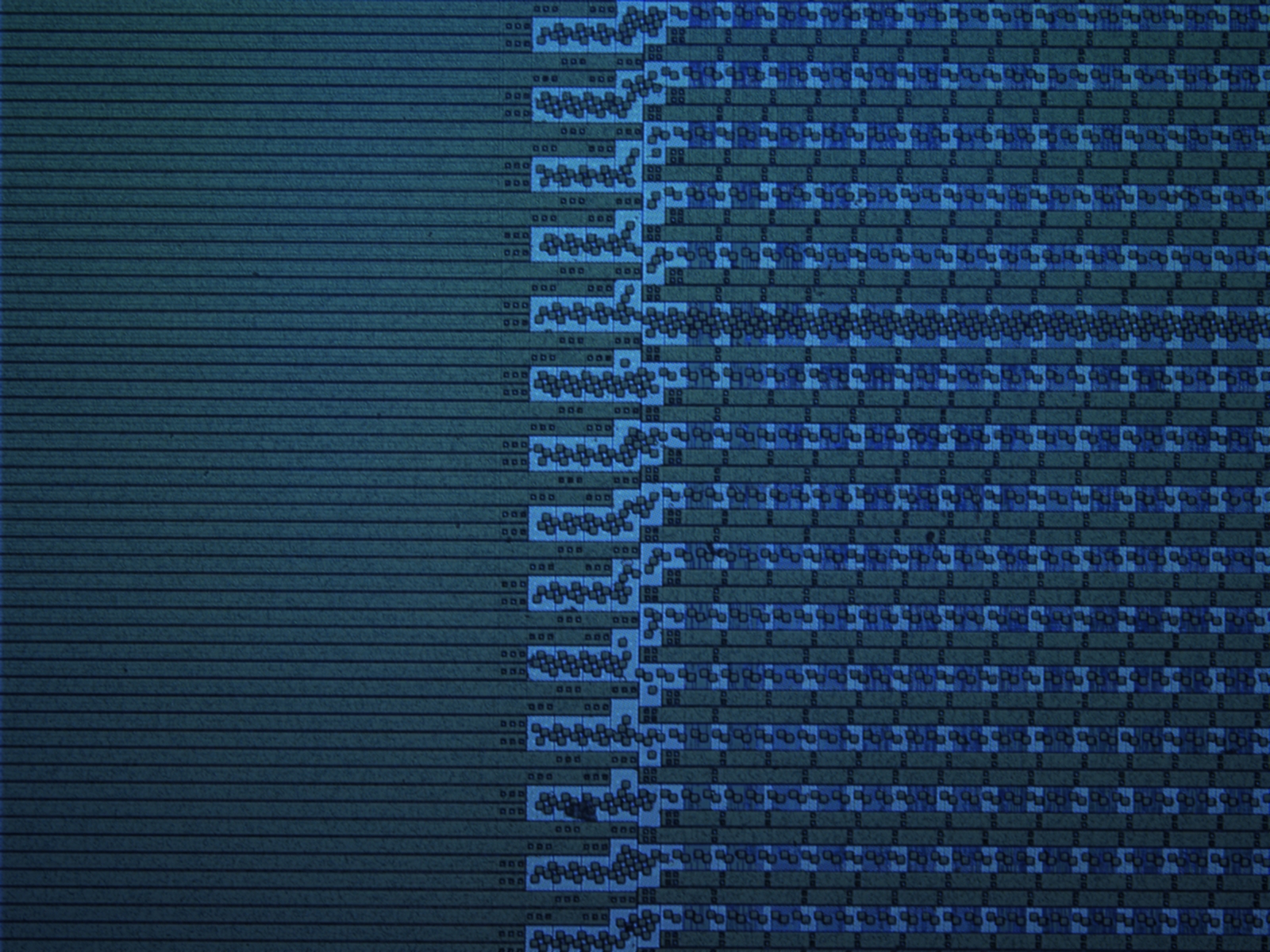 iphone-cpu-10x-02.jpg