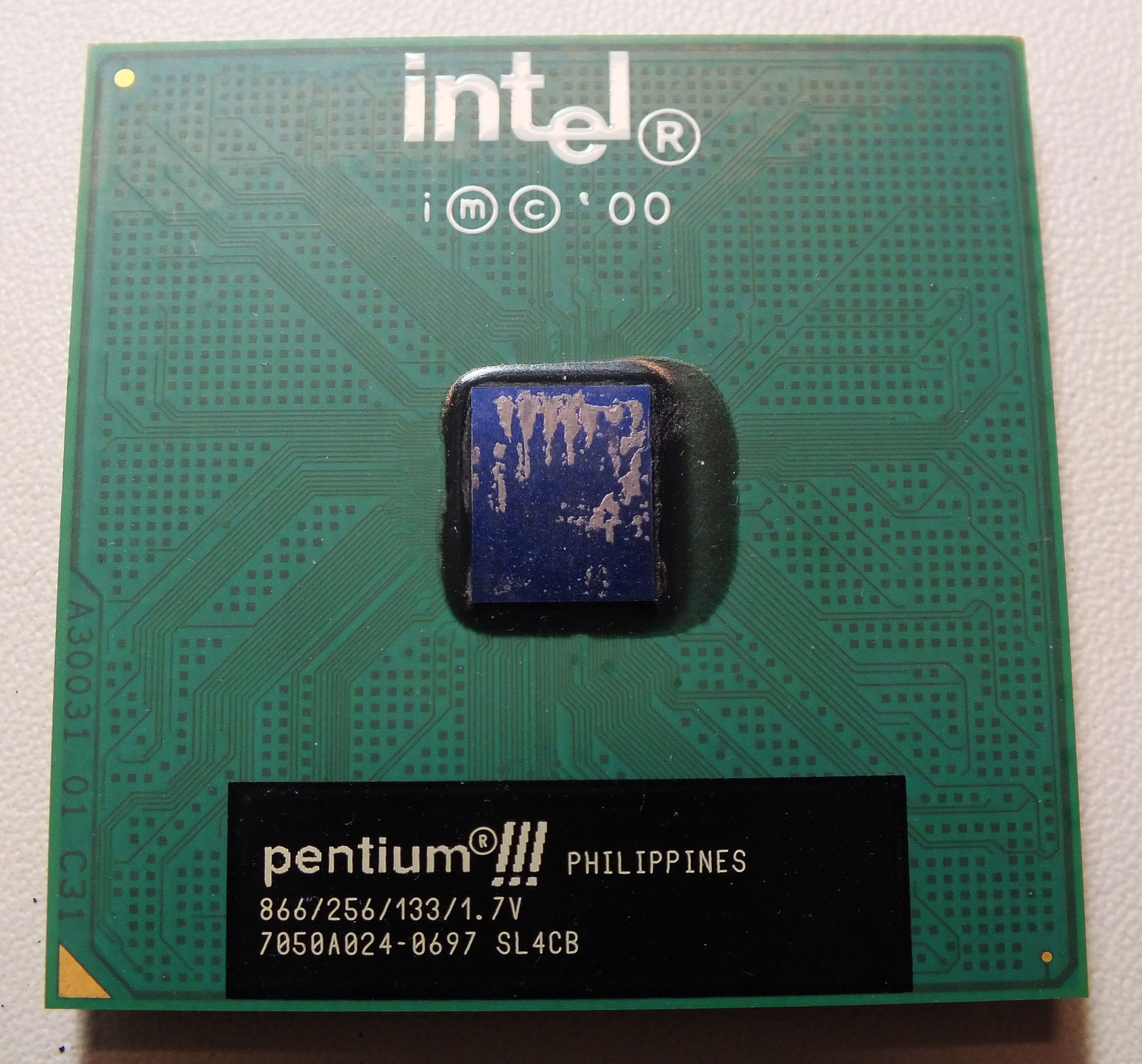 pentium_iii_866_top.jpg