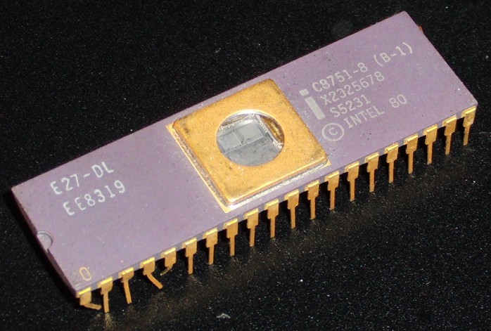 intel_c8751-8_top.jpg